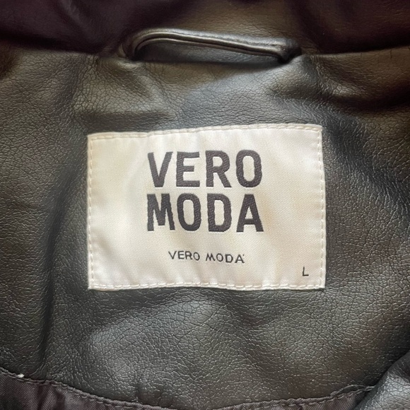 Vero Moda Dawn Short Jacket - Picture 5 of 6